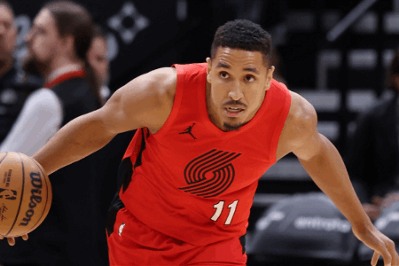 费记：76人已经将引援目标锁定为布罗格登和博格丹