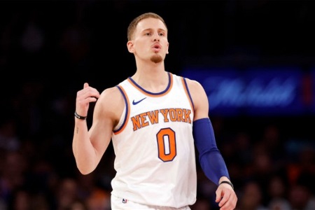 再次得益！迪文岑佐谈蒙蒂怒喷裁判言论：很尊重蒙蒂 我们用胜利躲过一劫