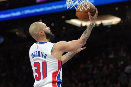 暂时不会离队！富尼耶将在本赛季剩下的时间里都留在活塞