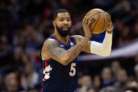 带年轻球员？小莫里斯已经同意与马刺完成买断 成为一名自由球员