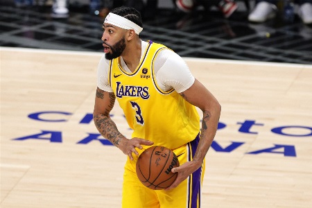 浓眉：前44分钟比分接近 最后4分钟掘金让我们为错误付出代价