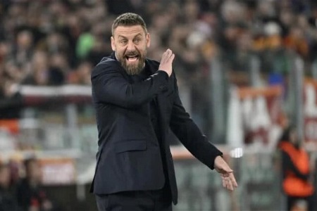 换帅如换刀！德罗西能成长为重要教练，欧联杯走得更远&联赛争第四