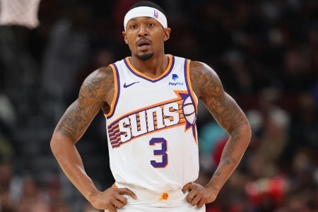 客串1号位发挥不俗！沃格尔：很多人都说我们没控卫，但比尔今天在这个位置上很棒