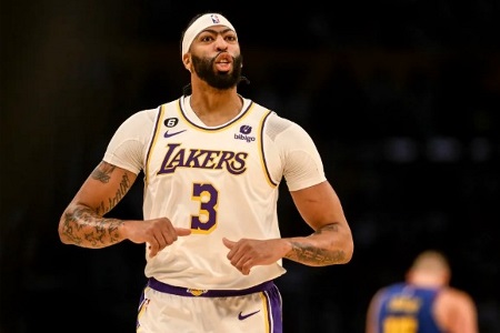 全能战士！浓眉：在主场作战时要保卫好自己的地盘 打国王是一场关键战役