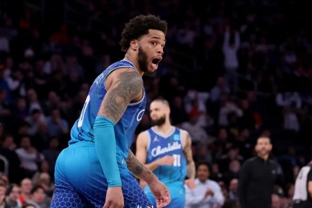 姿态放得这么低？小桥谈三球赛季报销：他的健康是最重要的，他和米勒是我们的基石