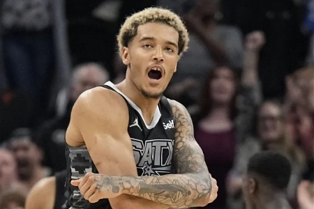 文班谈索汉可能赛季报销：他为我们做了很多脏活儿累活儿