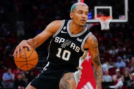 波波：瓦塞尔和索汉本赛季均取得了巨大进， 他们的信心提升很大