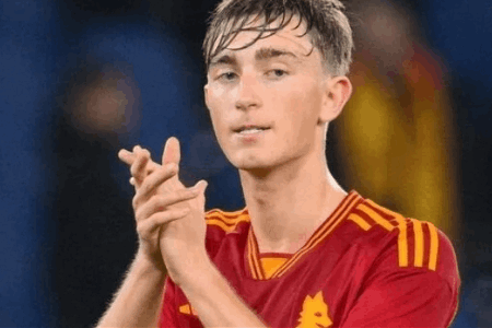 意甲情报：奥斯梅恩称赞那不勒斯球迷，罗马后防小将可能离队