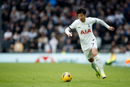 孙兴慜英超对阵利物浦连续5场进球，继瓦尔迪之后第二人