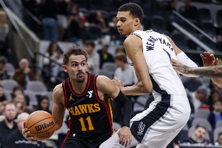 名记：文班对于引进特雷-杨的想法感兴趣 但不清楚波波的想法