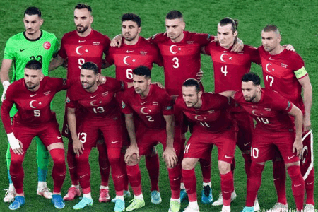 国际赛情报：意大利两大铁卫退出本期大名单，土耳其不擅客战屡遭惨败