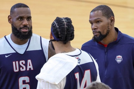 Spears：KD今天不打&未来2场热身也成疑，但球队相信他能赶上奥运