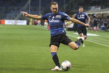 意媒：一名亚特兰大球迷求库普梅纳斯不要加盟尤文，被直接无视