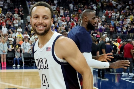 冲击冠军？库里：我乐观认为我们的阵容在新赛季能够奏效，年轻天才球员+老将