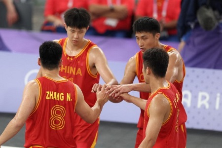 闹他！张宁拿下11分带队掀翻世界第一塞尔维亚迎首胜