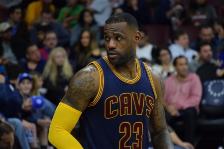 蒂格：2015年横扫我们之前，詹姆斯告诉我他把我们摸清楚了