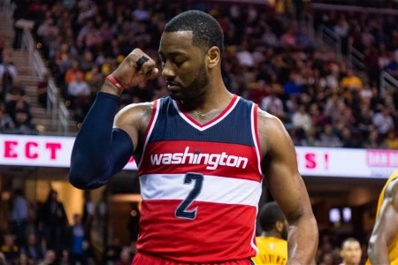 沃尔：NBA在撒钱 我拿到的顶薪是5年8000万 现在是2.9亿