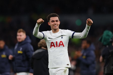 孙兴慜接班人已在阵中？23岁布伦南-约翰逊退网后已连续6场破门