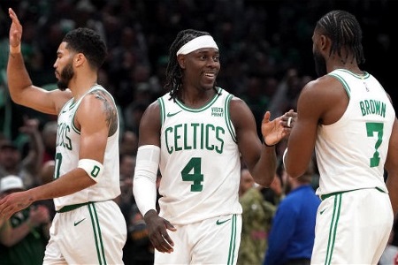 周日篮球309NBA推荐：凯尔特人VS雄鹿