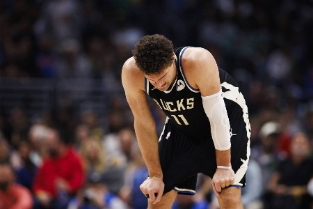 前绿军成员：雄鹿就是垃圾！该交易洛佩斯和米德尔顿