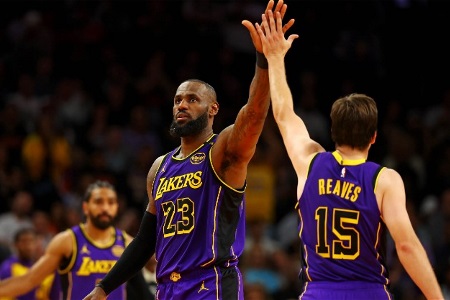 周四篮球309NBA推荐：魔术VS湖人