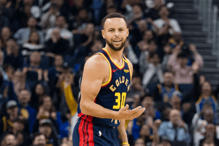 NBA周三伤停：库里明日出战成疑，独行侠恐多人缺席