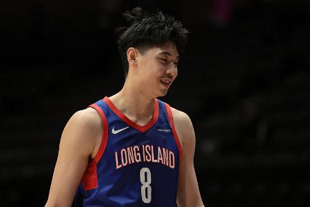 加油小崔！崔永熙：等伤好了我会继续冲击NBA，直到燃尽自己