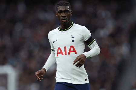 英联杯情报：热刺中场大将解禁回归，曼联二号射手或继续缺席