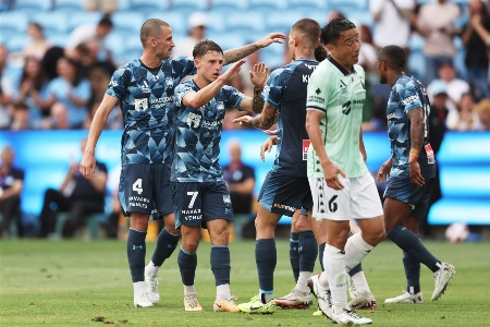 澳超情报：悉尼主帅调整防线，墨胜利中场堪称对方克星