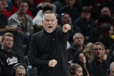 马龙：我们是精英级别的进攻队伍，可以跟任何球队比拼得分