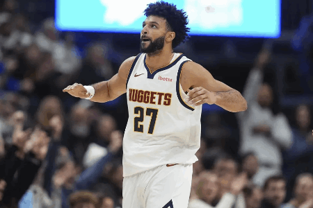 爆砍45分！贾马尔-穆雷砍近4年最高分，生涯常规赛第5次40+