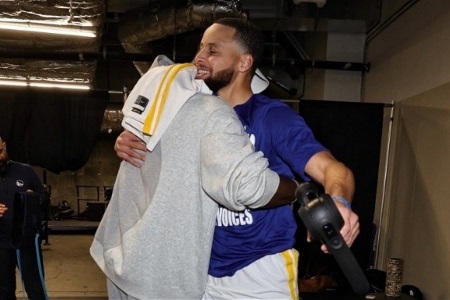 巴特勒：现在感觉很疲惫，我知道我跟库里会相互受益