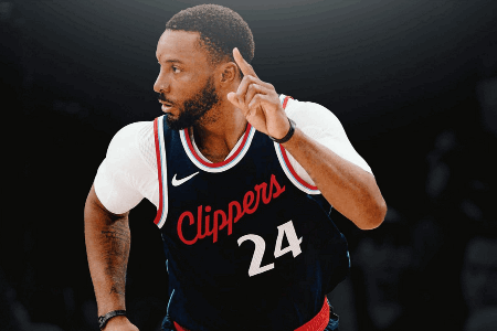 字母哥因伤将缺席全明星赛！船记：让鲍威尔递补上阵吧