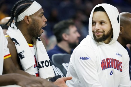 科尔：库里说希尔德是他最喜欢的队友之一，后者天性积极乐观