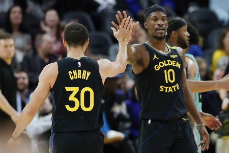 巴特勒到勇士11场10胜且场均15+5+5！上个是大O&最终夺冠