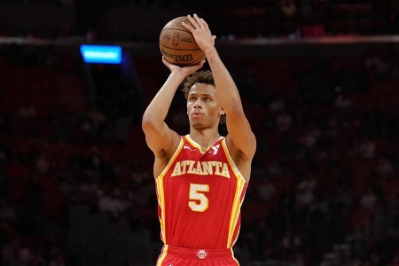 奥孔武：丹尼尔斯就是本赛季的DPOY，我为他感到骄傲