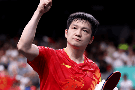 观战枪城大战！樊振东：第一次置身其中，如此英超，怎能不爱