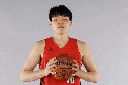NBA官推认证：杨瀚森精16号秀14分钟砍16分