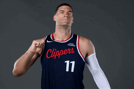 香迷糊了！大洛季前赛出战51分钟得了40分，命中率64%&三分53.3%