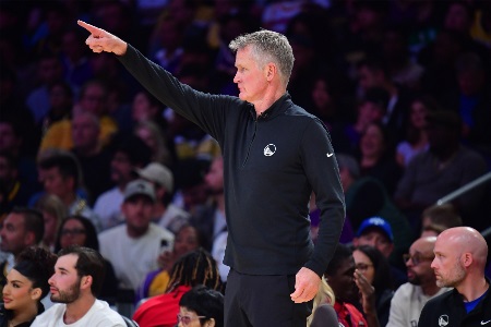 科尔谈不敌无字母哥雄鹿：说实话这场失利我并不意外！