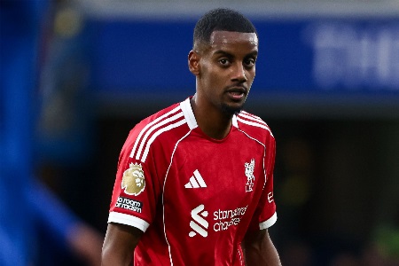 纽卡旧将：伊萨克转会利物浦的事没人是赢家