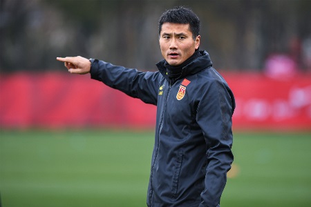 邵佳一当选国足主帅！在西海岸的教练组都会跟随