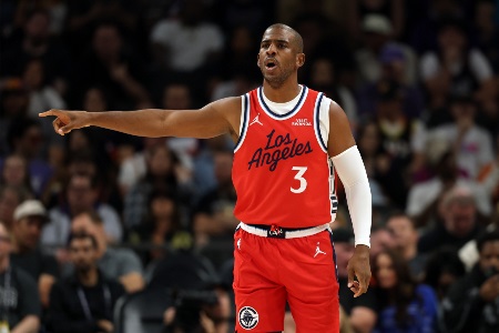 保罗谢幕战是明年4月主场对阵勇士！最低票价暴涨