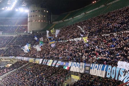 创造意甲新纪录！本轮米兰德比的球票收入超过800万欧元