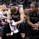 国王咋办呢？全队摆上货架也得不到丰厚回报