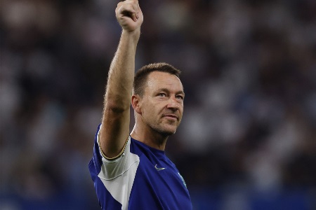 蓝军名宿：联赛冠军将在切尔西和阿森纳中决出！