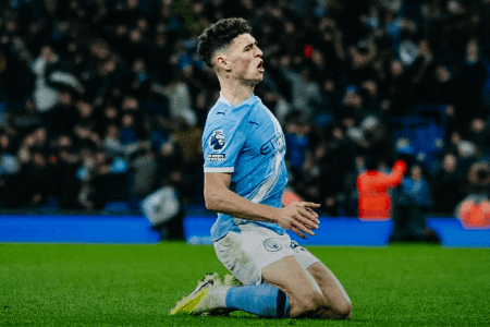 英超-曼城3-2利兹联 福登双响+绝杀格瓦破门+送点