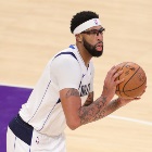 浓眉为独行侠出战16场已达成得分300+篮板150+成就 队史最快