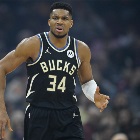 字母伤缺2-4周！国内解说：他已打完在雄鹿最后一场比赛了吗？