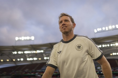 有点巧了！由于德国与科特迪瓦同组，双方之间的热身赛将取消